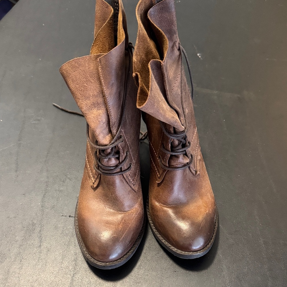 Steve Madden Brown Leather Ankle Boots